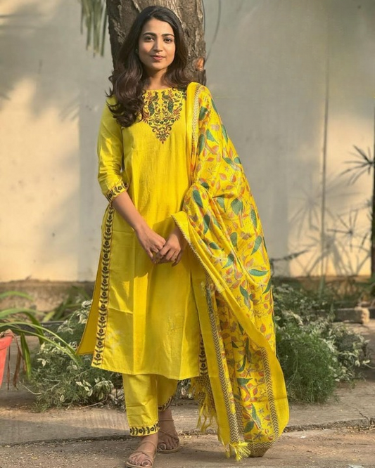 Women Embroidery Desgin Cotton Kurta Pant And Dupatta Set ( Yellow )