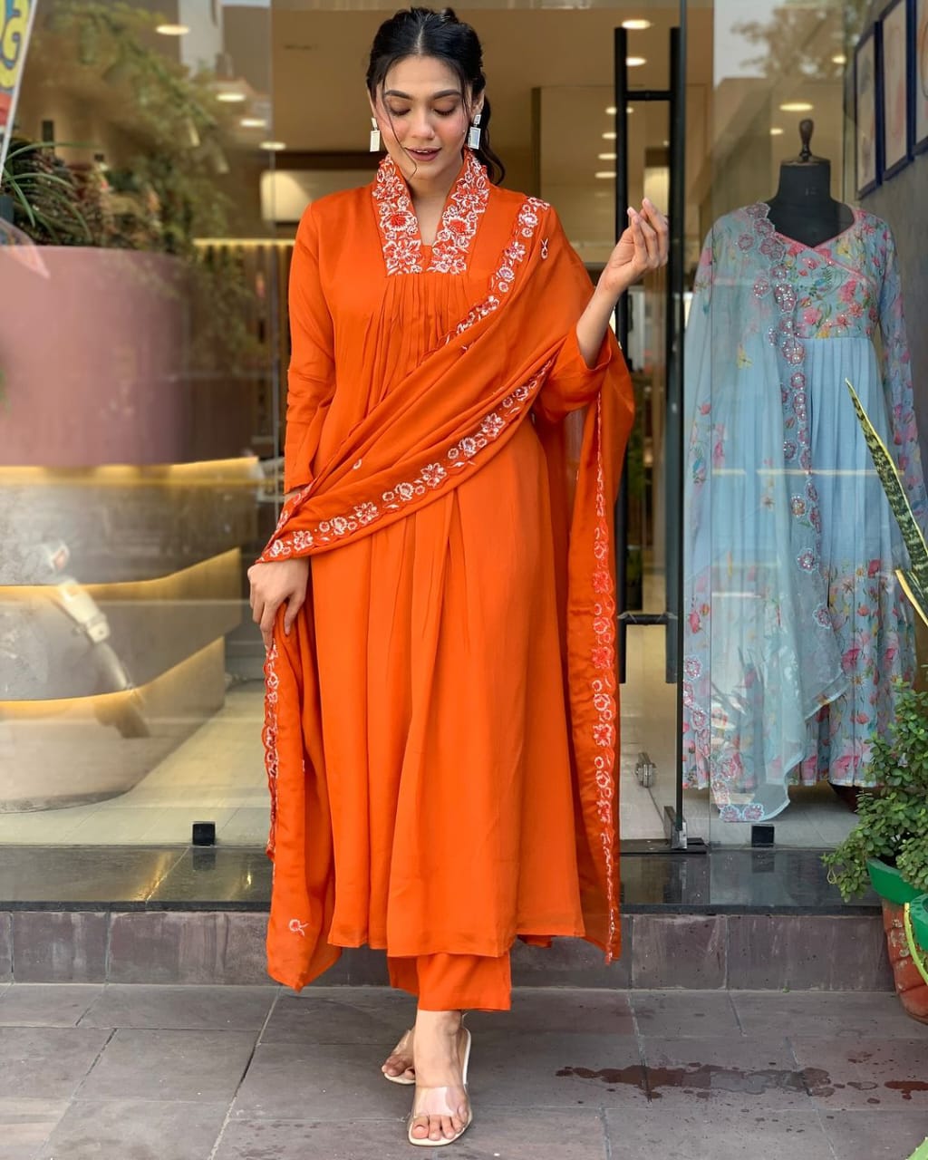 Beautiful Cotton Fabric Kurti Pant With Malmal Dupatta (Orange)