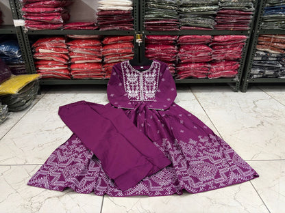 Royal Lavender Embroidered Kurta Set
